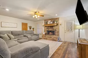 909 McClintic Dr, Groesbeck, TX 76642 - Photo 13