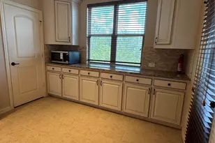6464 Naples Dr, Irving, TX 75039 - Photo 3