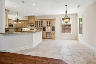 4709 Strait Ln, Carrollton, TX 75010 - Photo 9