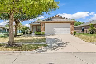 7737 Longaberger Dr, Frisco, TX 75036 - Photo 1