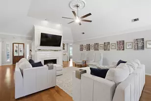3210 Wyndham Ln, Richardson, TX 75082 - Photo 9
