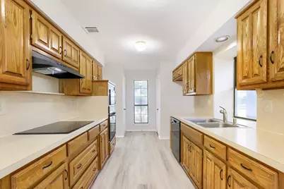 734 Swallow Drive, Coppell, TX 75019 - Photo 7