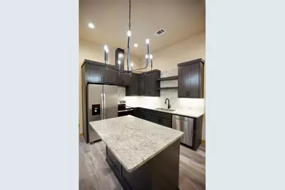 320 Summit Drive, Mineral Wells, TX 76067 - Photo 9