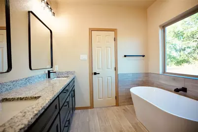 320 Summit Drive, Mineral Wells, TX 76067 - Photo 15