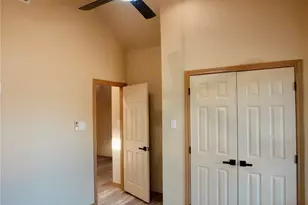 320 Summit Dr, Mineral Wells, TX 76067 - Photo 7