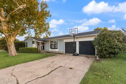 1310 Bardfield Avenue, Garland, TX 75041 - Photo 9