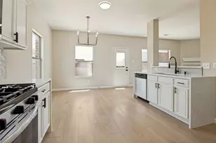 506 Fossil Hill Dr, Arlington, TX 76002 - Photo 5