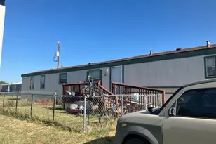 106 Preston Dr, Sanger, TX 76266 - Photo 1