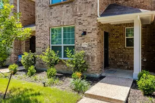 1270 Alamo Dr, Lewisville, TX 75077 - Photo 5