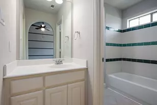 2254 Magic Mantle Dr, Lewisville, TX 75056 - Photo 7