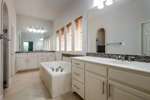 2254 Magic Mantle Dr, Lewisville, TX 75056 - Photo 25