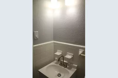 407 N Jefferson Street, Kaufman, TX 75142 - Photo 11
