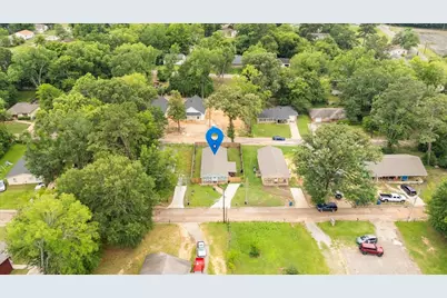 215 Hull Street, Gladewater, TX 75647 - Photo 33