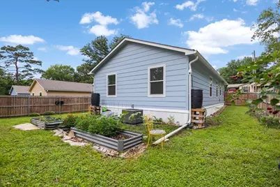 215 Hull Street, Gladewater, TX 75647 - Photo 29