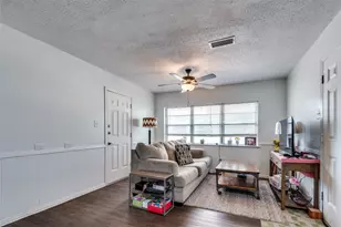 2002 Winthrop St, Irving, TX 75061 - Photo 5