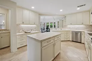 7050 Orchid Ln, Dallas, TX 75230 - Photo 11