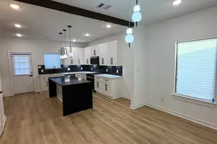 4916 Tronewood St, Houston, TX 77016 - Photo 5