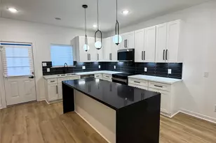 4916 Tronewood St, Houston, TX 77016 - Photo 7