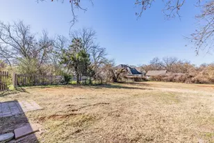505 N Lamar St, Weatherford, TX 76086 - Photo 29