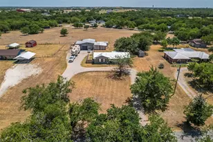 472 Cox Rd, Waxahachie, TX 75167 - Photo 1