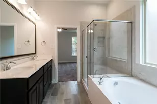 4004 Knollbrook Ln, Fort Worth, TX 76137 - Photo 17
