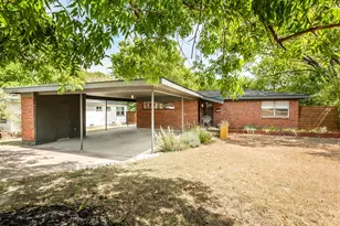 2223 Forest Oaks Dr, Dallas, TX 75228 - Photo 27