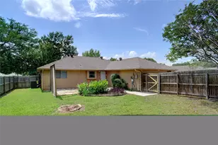 1909 Camellia St, Denton, TX 76205 - Photo 15