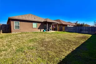 1068 Meadow Scape Dr, Fort Worth, TX 76028 - Photo 15