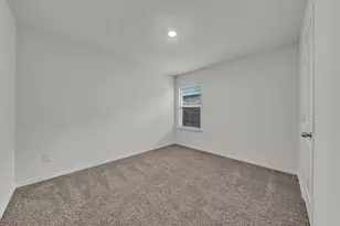 1748 Duskwood Dr, Lancaster, TX 75146 - Photo 11