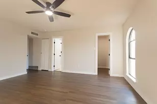 5220 Pruitt Dr, The Colony, TX 75056 - Photo 15