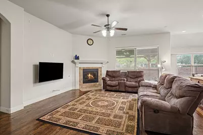 2412 Lynbridge Drive, Plano, TX 75025 - Photo 5
