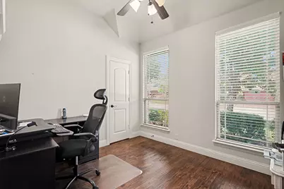 2412 Lynbridge Drive, Plano, TX 75025 - Photo 15