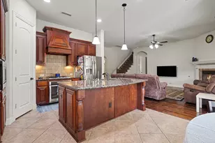 2412 Lynbridge Dr, Plano, TX 75025 - Photo 7