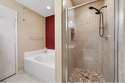 8721 Hunters Point Way, Fort Worth, TX 76123 - Photo 9