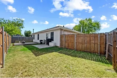 8721 Hunters Point Way, Fort Worth, TX 76123 - Photo 25