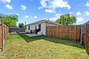 8721 Hunters Point Way, Fort Worth, TX 76123 - Photo 25