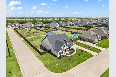 8908 Lazy Oak Drive, Justin, TX 76247 - Photo 3