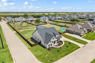 8908 Lazy Oak Dr., Justin, TX 76247 - Photo 3