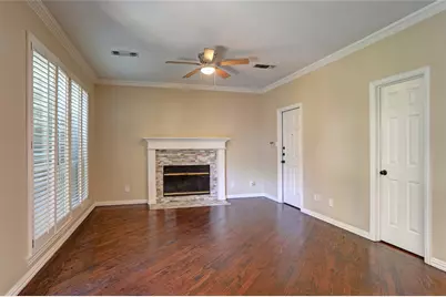 3777 Meadowcreek Circle, Addison, TX 75001 - Photo 11