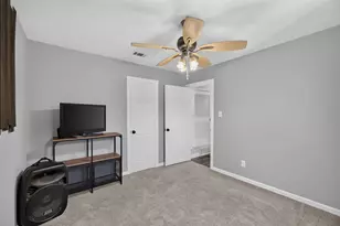 4509 Starlight Dr, Haltom City, TX 76117 - Photo 19