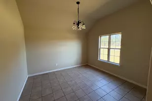 124 Brady Coleman Ln, Springtown, TX 76082 - Photo 3