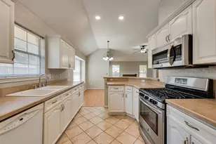 7581 Lancelot Rd, Frisco, TX 75035 - Photo 9