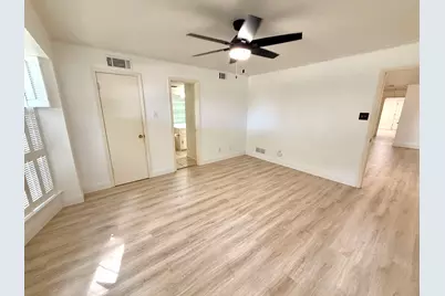9139 Villa Park Circle, Dallas, TX 75225 - Photo 9