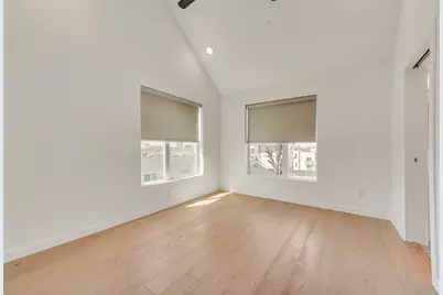 1505 N Garrett Avenue #204, Dallas, TX 75206 - Photo 9