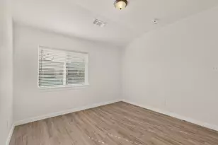 1300 Pebblebrook Dr, McKinney, TX 75071 - Photo 19