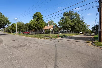 301 W Nelson Street, Bowie, TX 76230 - Photo 17