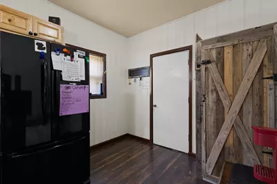 301 W Nelson Street, Bowie, TX 76230 - Photo 9