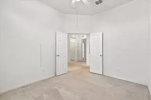2806 Warwick Dr, Corinth, TX 76210 - Photo 5