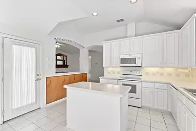 2806 Warwick Drive, Corinth, TX 76210 - Photo 13