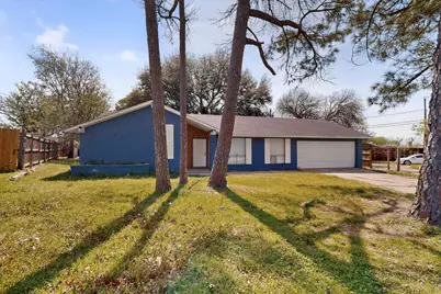 400 Casa Bello Court, Irving, TX 75062 - Photo 3